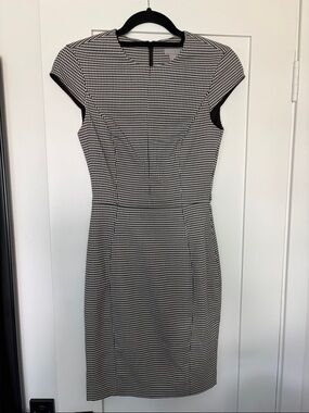 H&M Black and White Houndstooth Midi Sheath Dress